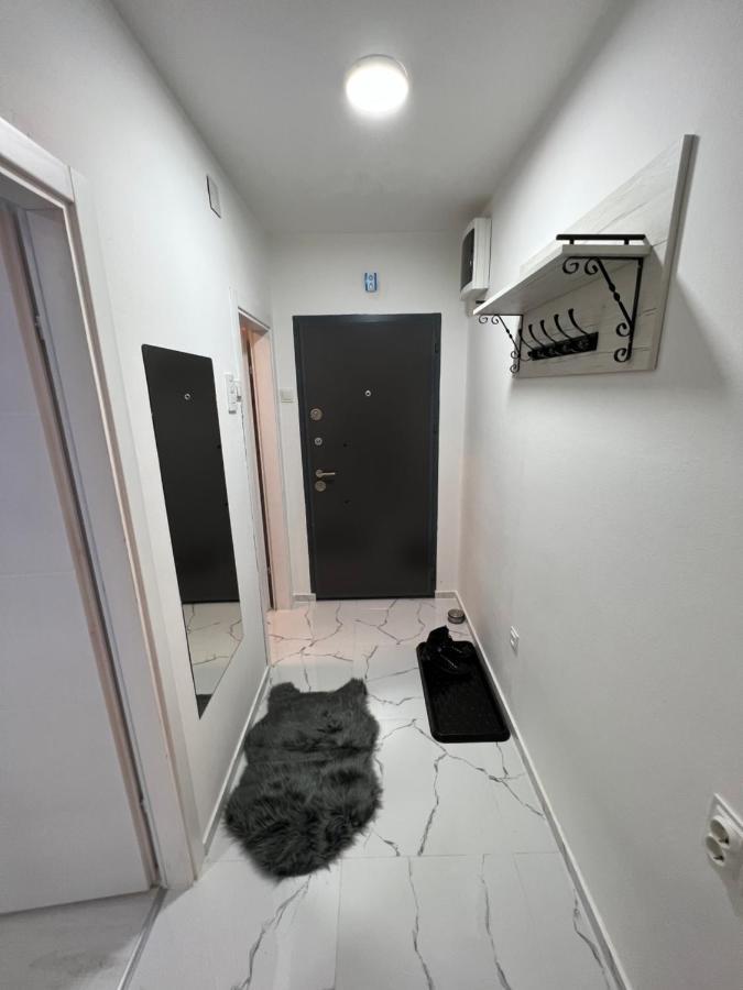 Apartman Paola - Massage Chair- 0-24 Self Check In Out- ジュパニャ エクステリア 写真